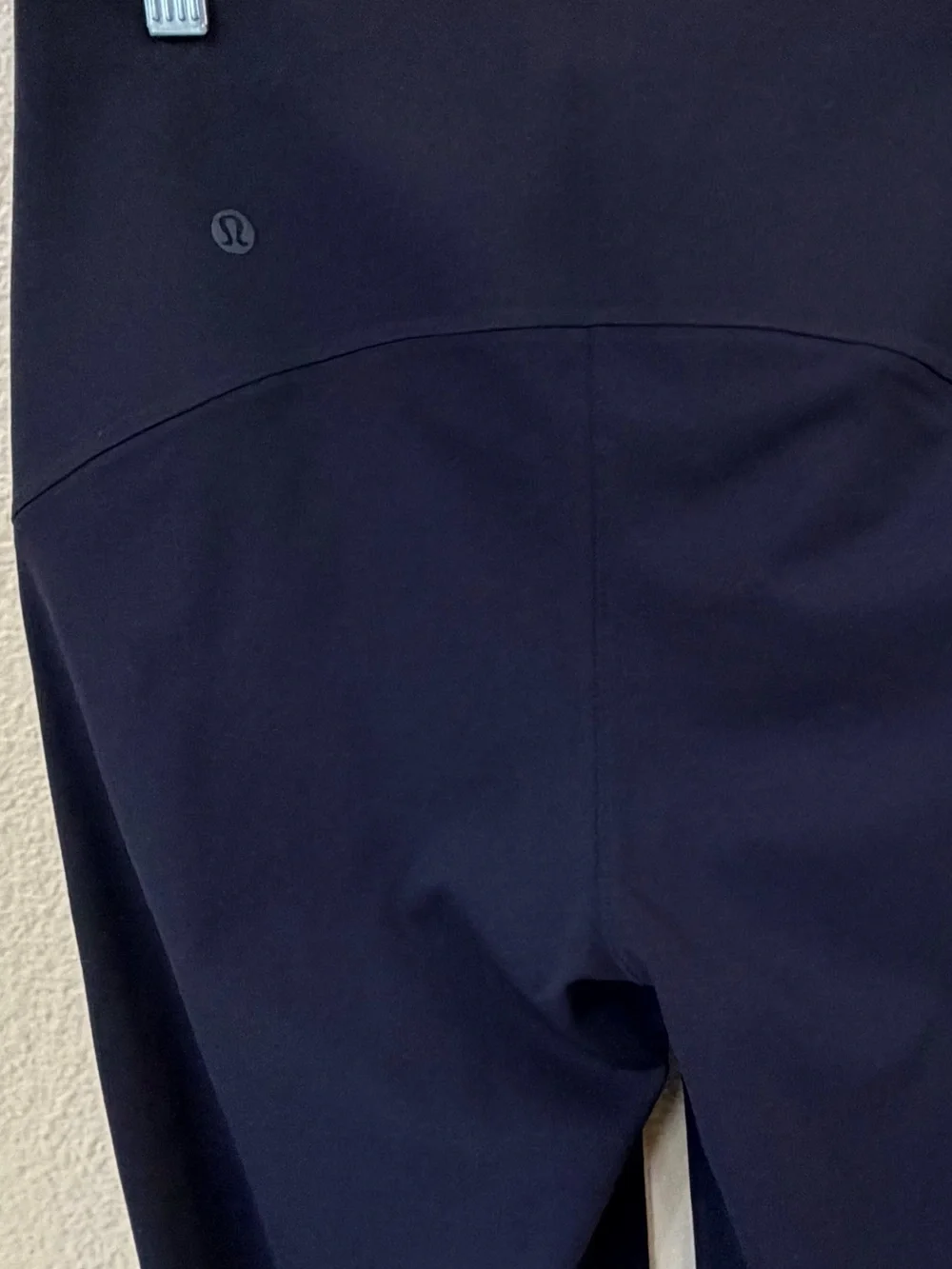 Lululemon Smooth Fit Pull-On High-Rise Pants Black Size 6 Tall EUC!